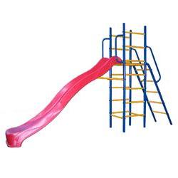 Детская горка с двумя шведскими стенками КМ-1400